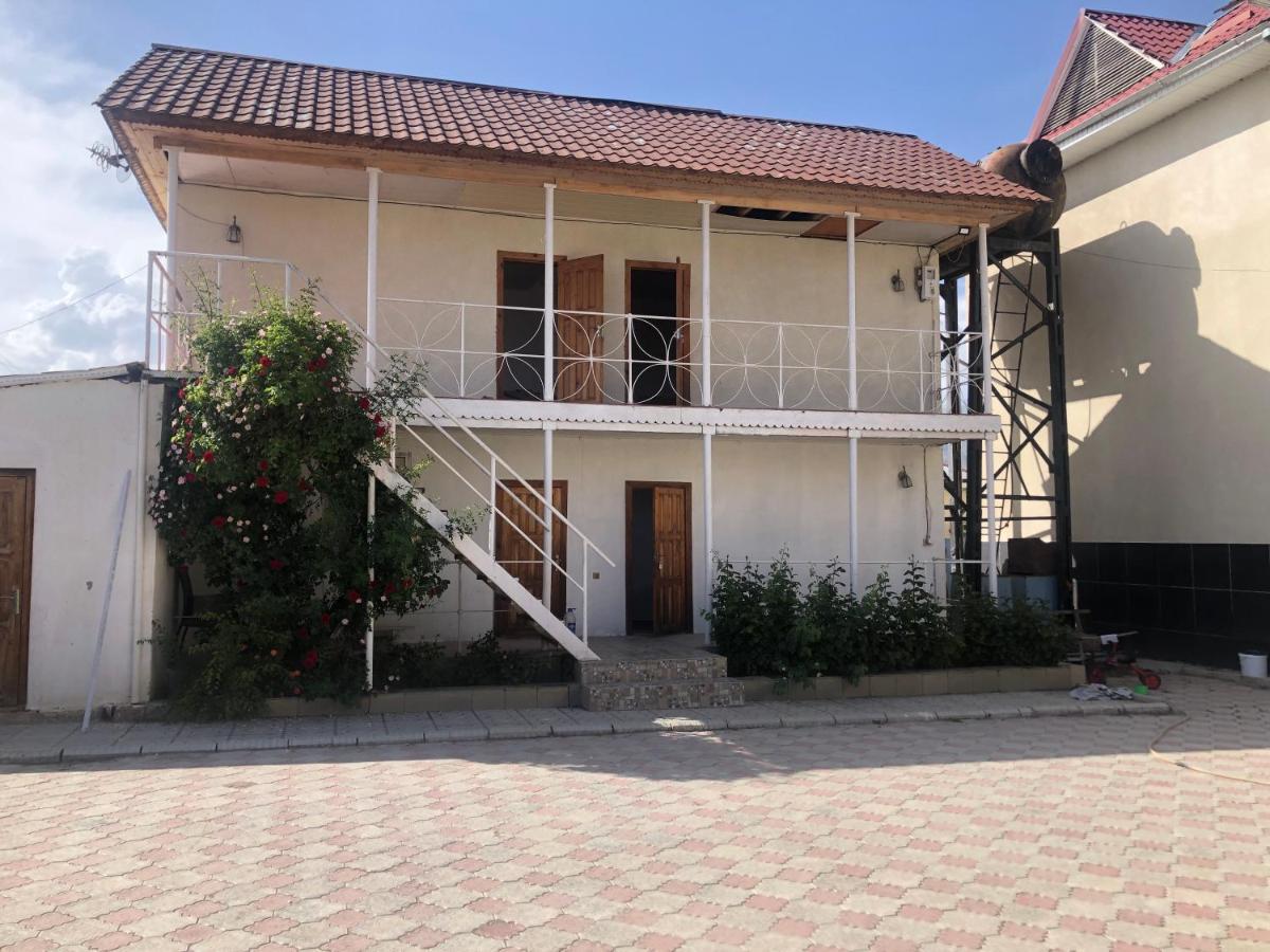 Гостевой Дом Айша Guest House Aisha Tscholponata Exterior foto